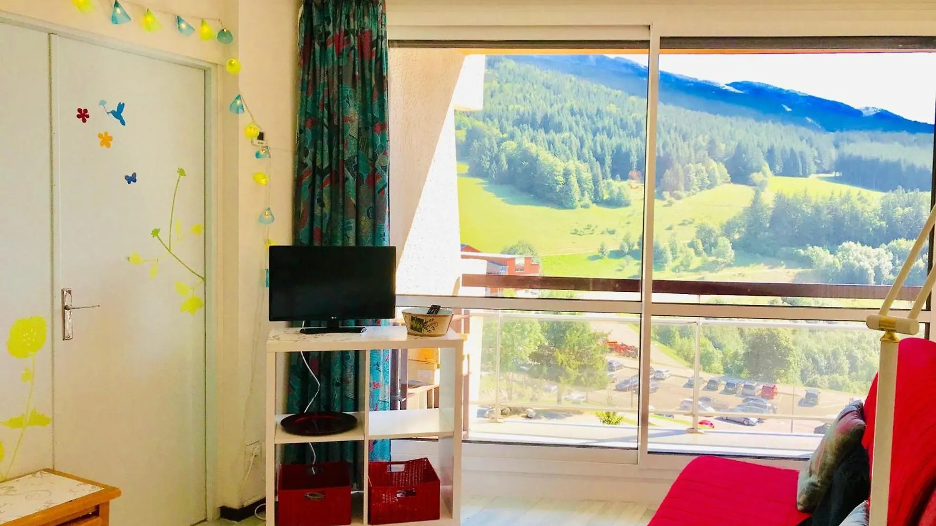 Appartement Renove Avec Balcon Expose Plein Sud, Proche Commerces Et Parking Gratuit - Fr-1-515-21 Villard-de-Lans